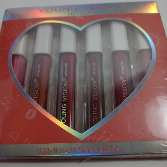 Young Vision 6 Pc Lip Gloss / Lip Plumper Set NIB - Picture 3 of 4
